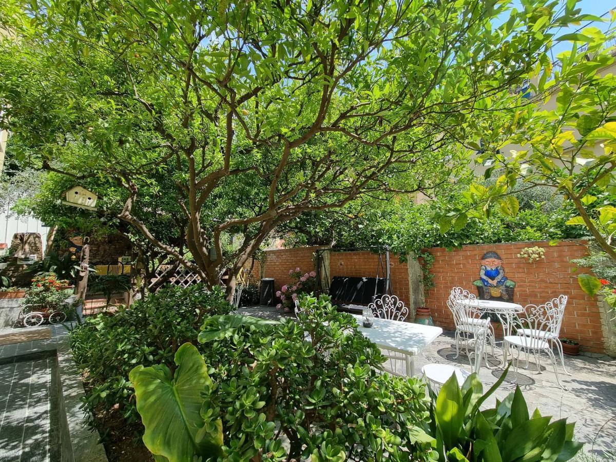 לאיגואליה Villa Pina מראה חיצוני תמונה