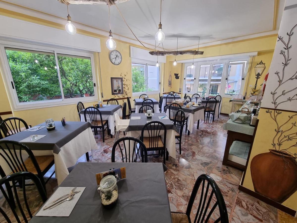 לאיגואליה Villa Pina מראה חיצוני תמונה