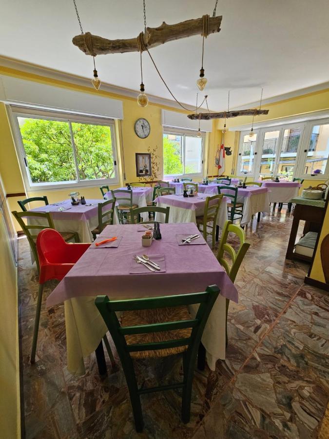 לאיגואליה Villa Pina מראה חיצוני תמונה
